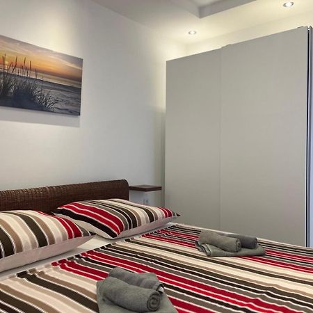 Sinisa Apartman Vir Zewnętrze zdjęcie